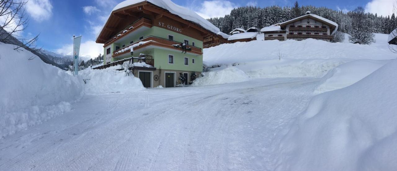 Landhaus St. Georg Bed and Breakfast Saalbach-Hinterglemm Exterior foto